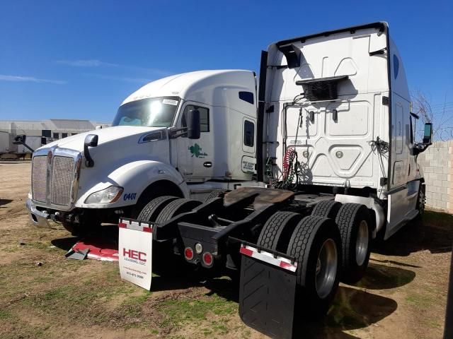 2018 Freightliner Cascadia 125