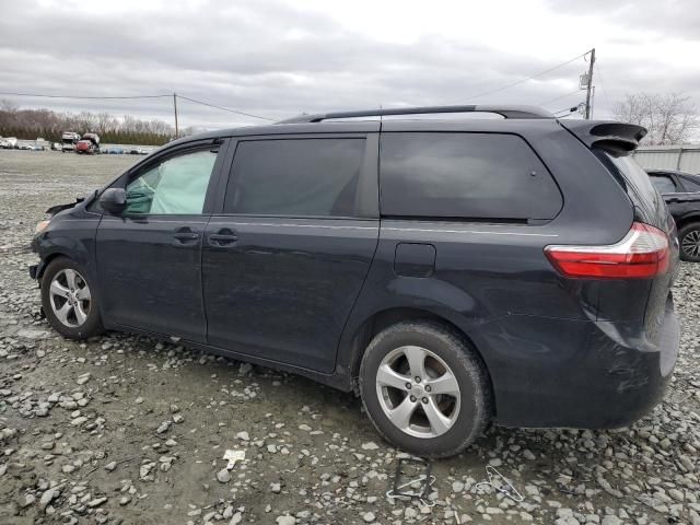 2015 Toyota Sienna LE