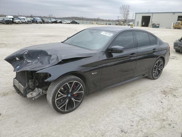 2022 BMW 530XE