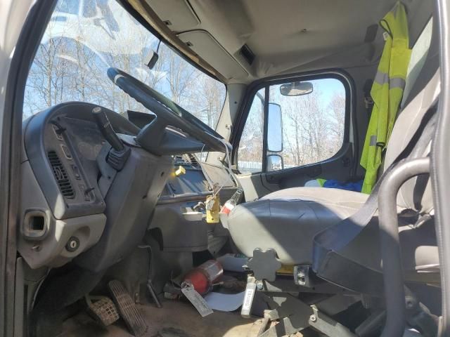 2007 Freightliner M2 106 Medium Duty