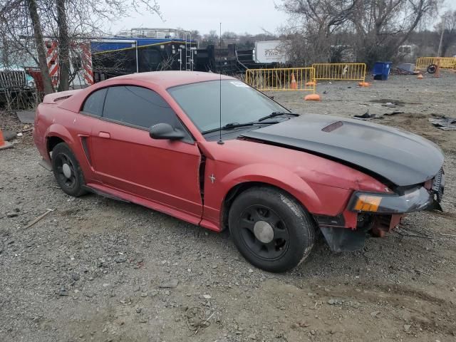 2000 Ford Mustang