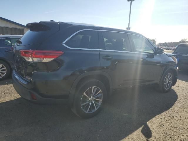 2018 Toyota Highlander SE