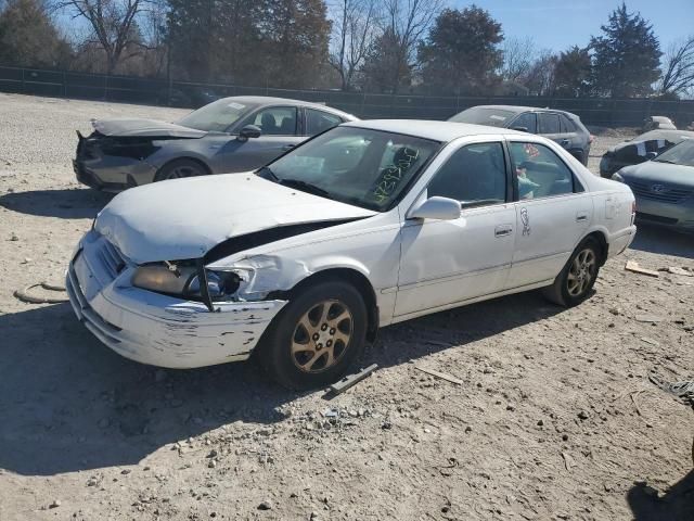 1999 Toyota Camry LE