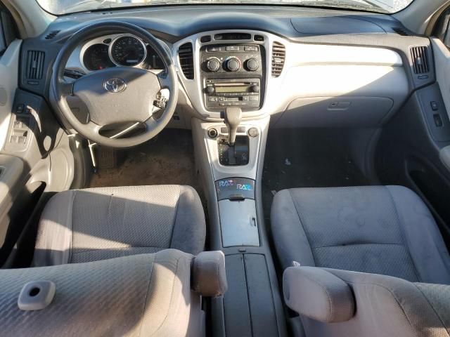 2004 Toyota Highlander Base