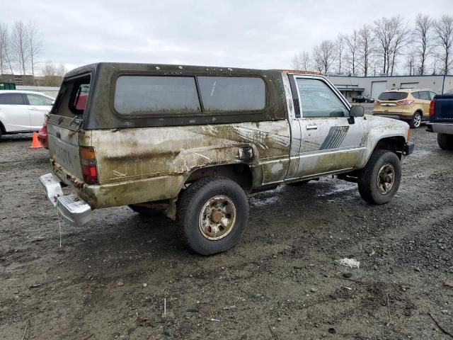 1987 Toyota Pickup RN63 STD