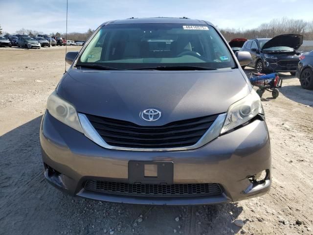 2012 Toyota Sienna LE