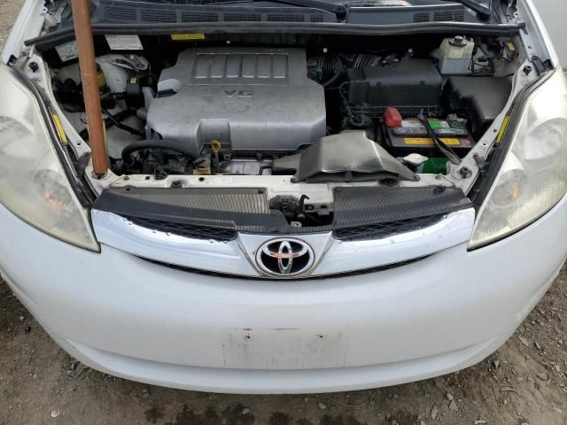 2007 Toyota Sienna XLE