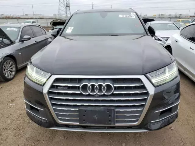 2018 Audi Q7 Premium Plus