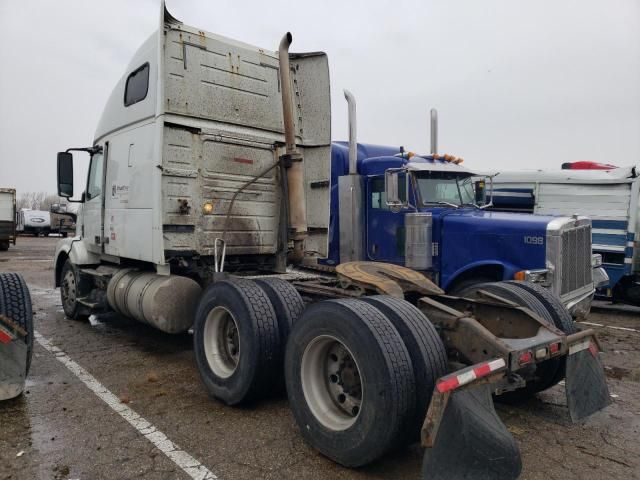 2009 Volvo VNL Semi Truck