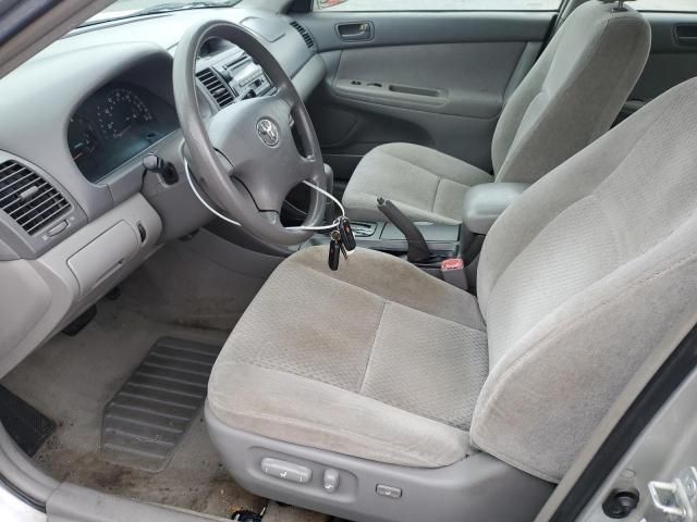 2004 Toyota Camry LE