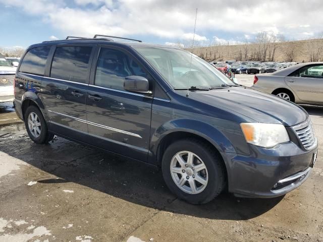 2013 Chrysler Town & Country Touring