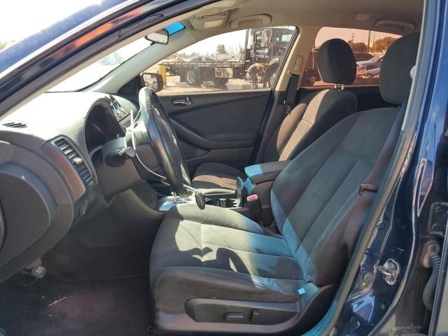 2010 Nissan Altima Base