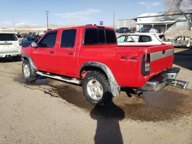 2000 Nissan Frontier Crew Cab XE