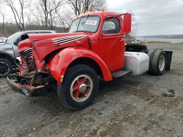 1942 International Semi Truck