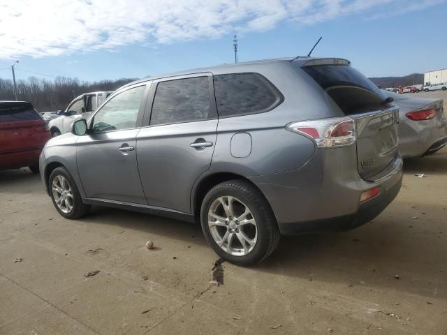 2014 Mitsubishi Outlander SE