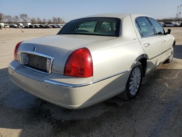 2004 Lincoln Town Car Ultimate