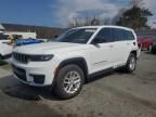 2022 Jeep Grand Cherokee L Laredo