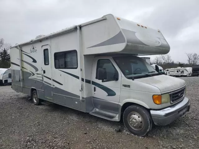 2004 Ford Econoline E450 Super Duty Cutaway Van