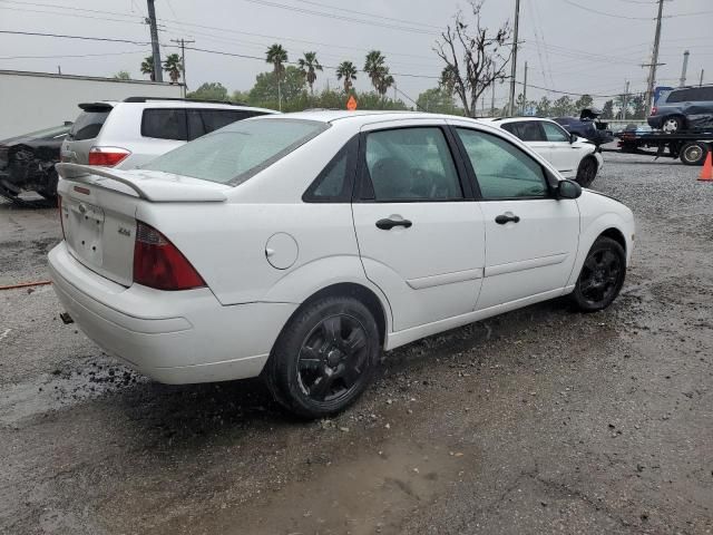 2005 Ford Focus ZX4