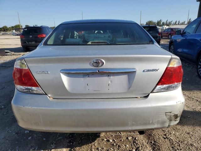 2005 Toyota Camry LE