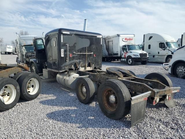 2015 Peterbilt 389 Semi Truck