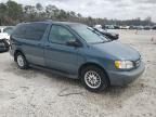 2000 Toyota Sienna LE