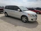 2010 Volkswagen Routan SE