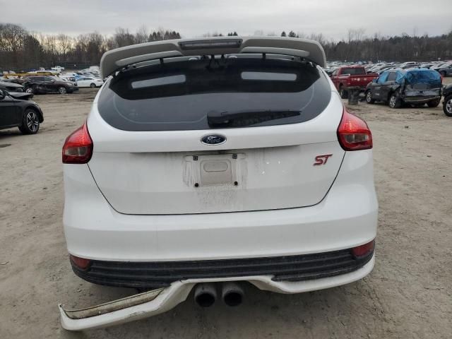 2018 Ford Focus ST