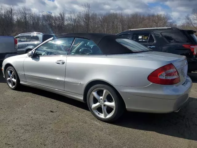 2005 Mercedes-Benz CLK 320