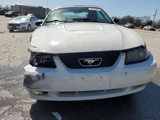 2003 Ford Mustang