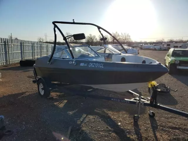 2001 Four Winds Winnsboat