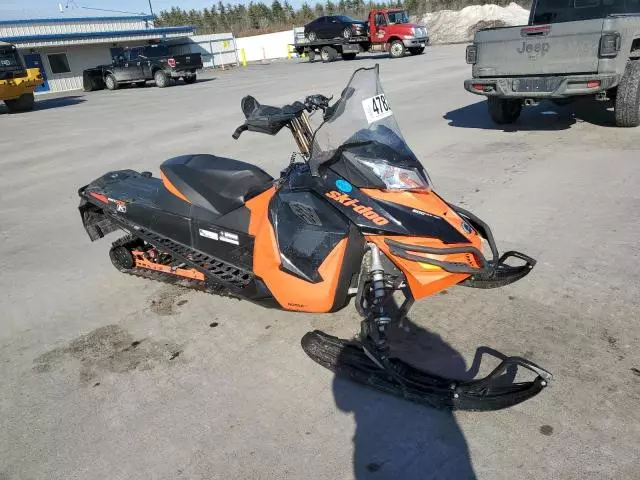 2016 Skidoo 2016 Skidoo Renegade