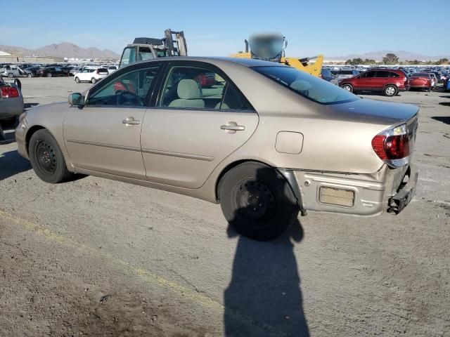 2005 Toyota Camry LE