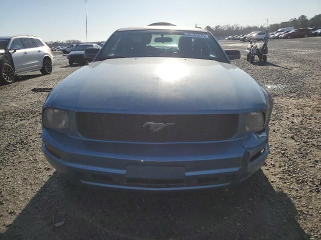 2005 Ford Mustang