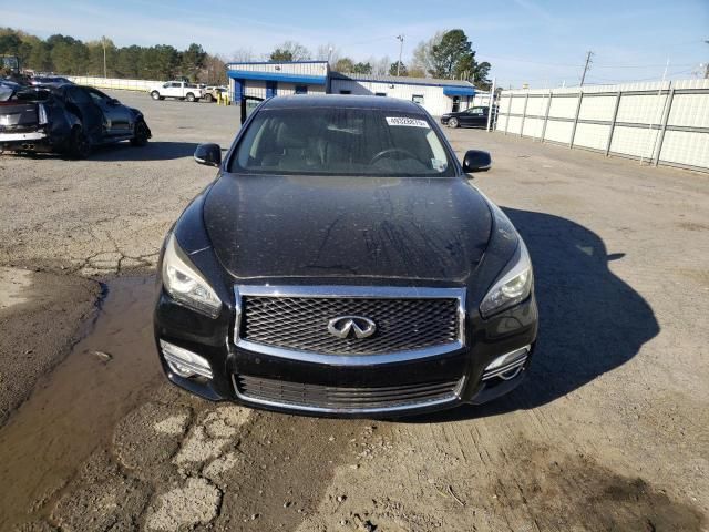 2016 Infiniti Q70 3.7