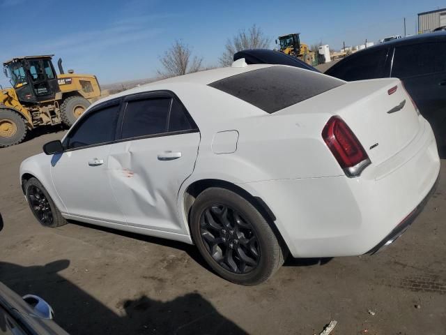 2021 Chrysler 300 Touring