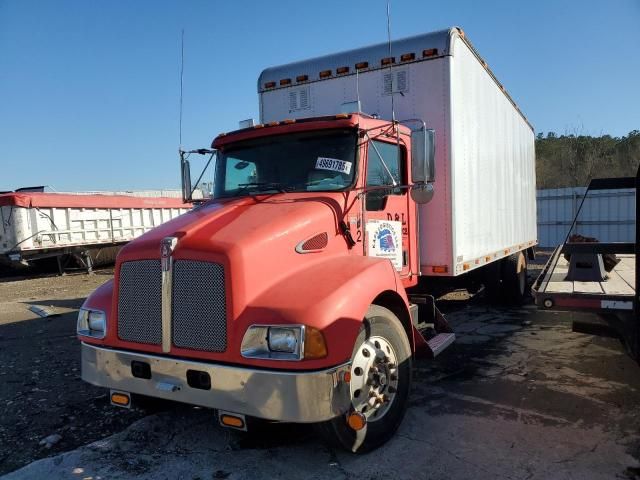 2005 Kenworth Construction T300