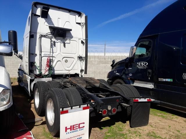 2018 Freightliner Cascadia 125