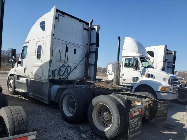 2016 Freightliner Cascadia 125