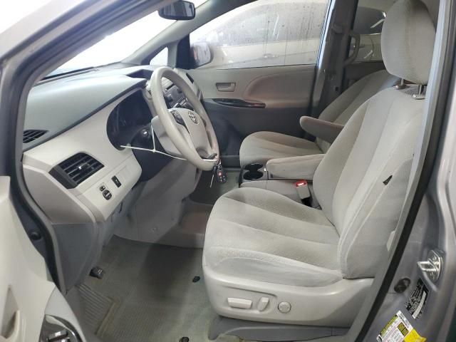 2014 Toyota Sienna LE