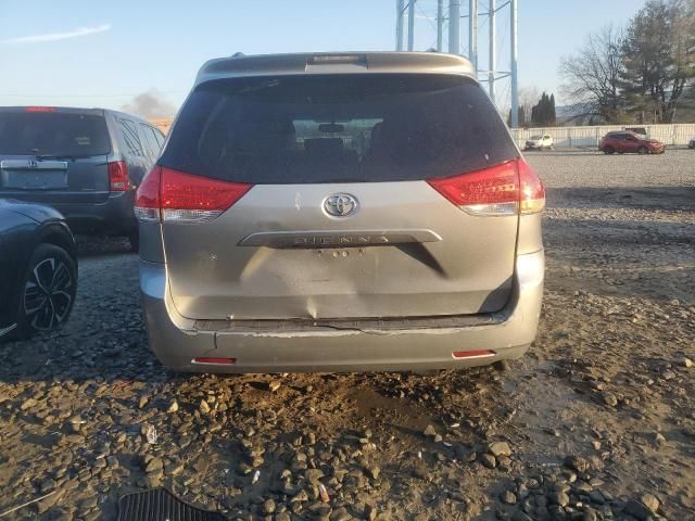 2012 Toyota Sienna LE