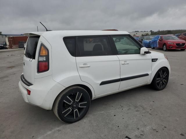 2011 KIA Soul +