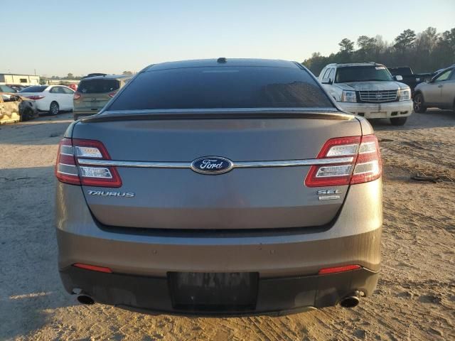 2013 Ford Taurus SEL