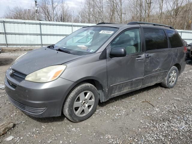 2005 Toyota Sienna CE