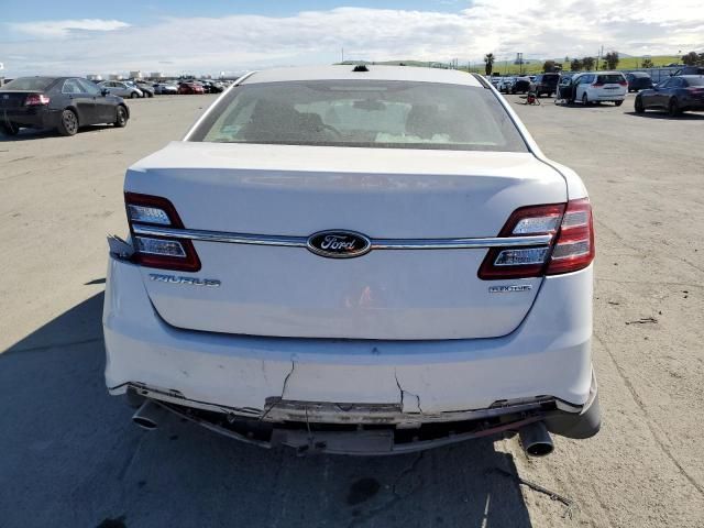 2013 Ford Taurus SE