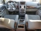 2009 Chrysler Town & Country LX