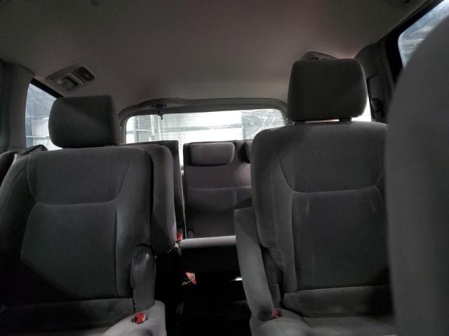 2005 Toyota Sienna XLE