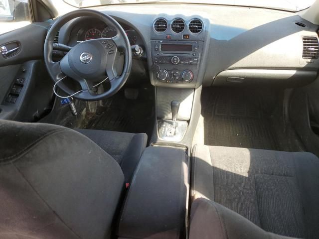 2010 Nissan Altima Base