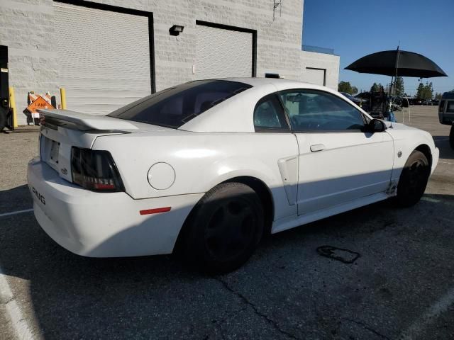 2004 Ford Mustang