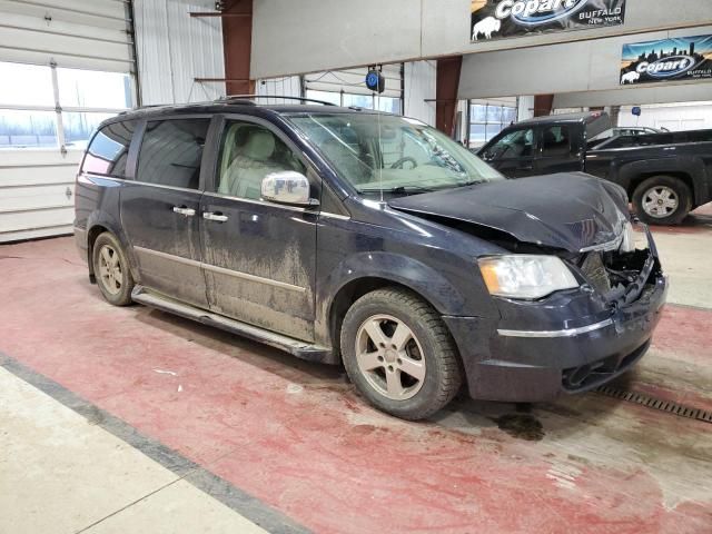 2010 Chrysler Town & Country Limited